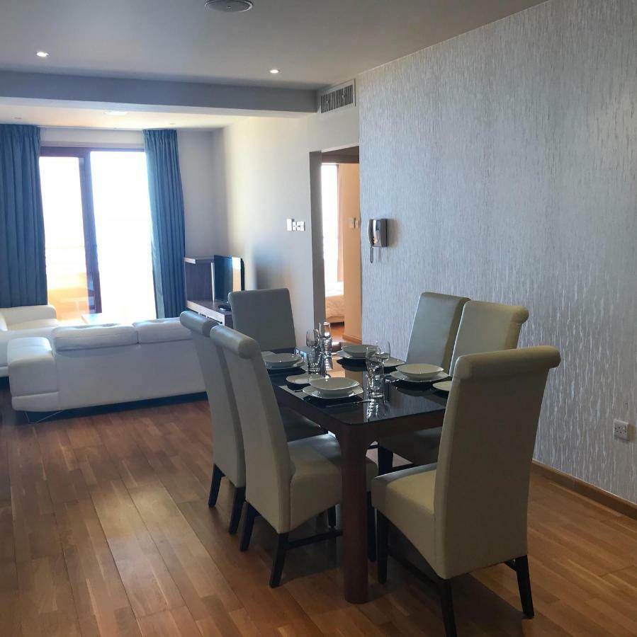 Sea View Central Apt Ithaki ラルナカ エクステリア 写真