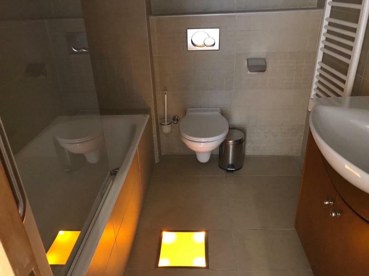 Sea View Central Apt Ithaki ラルナカ エクステリア 写真